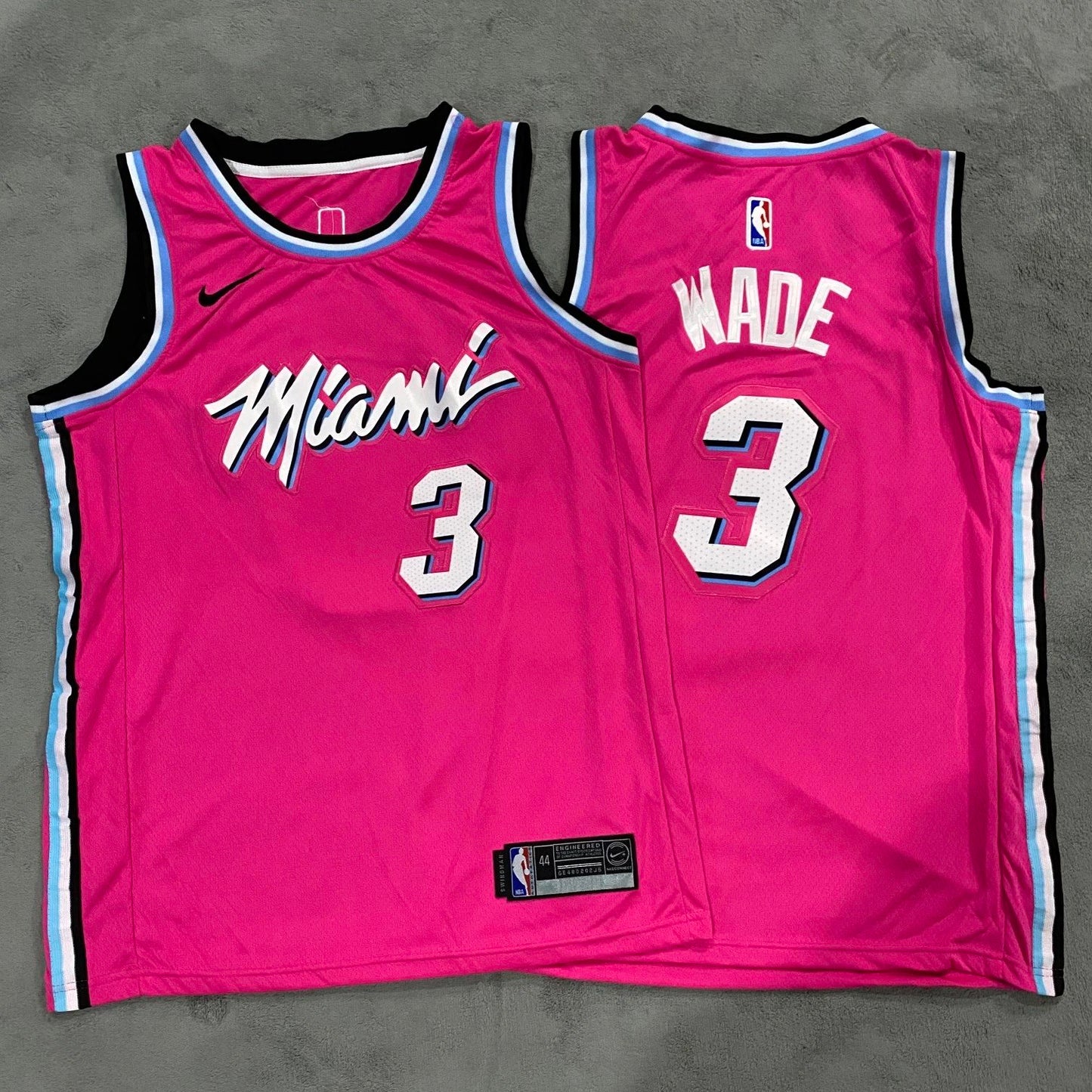 Dwyane Wade - Miami Heat Jersey