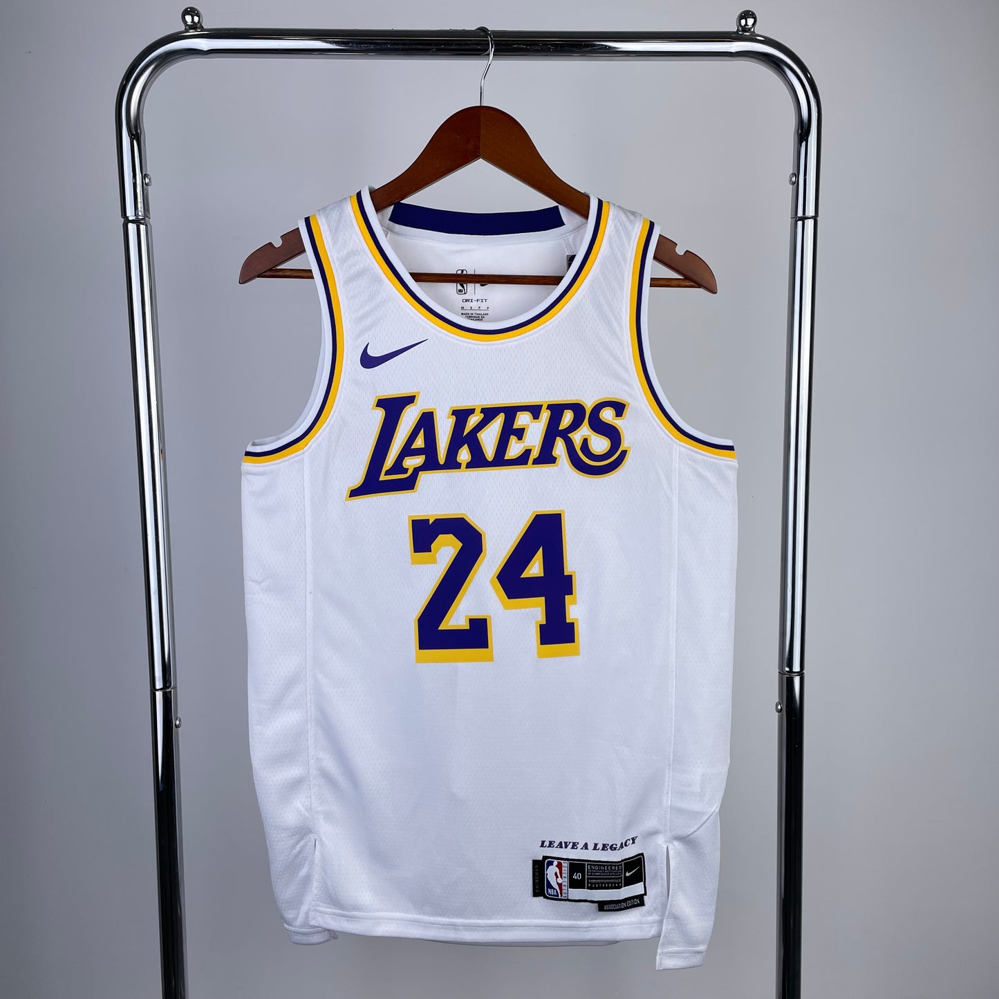 Kobe Bryant - Los Angeles Lakers Jersey