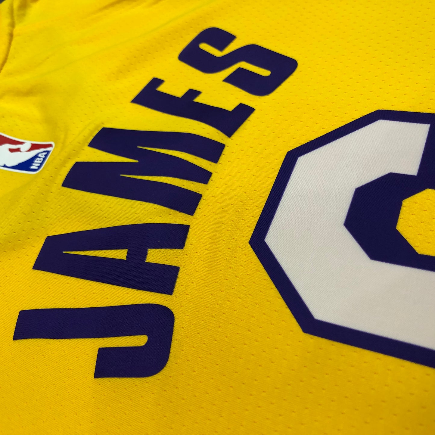 LeBron James - Los Angeles Lakers Jersey