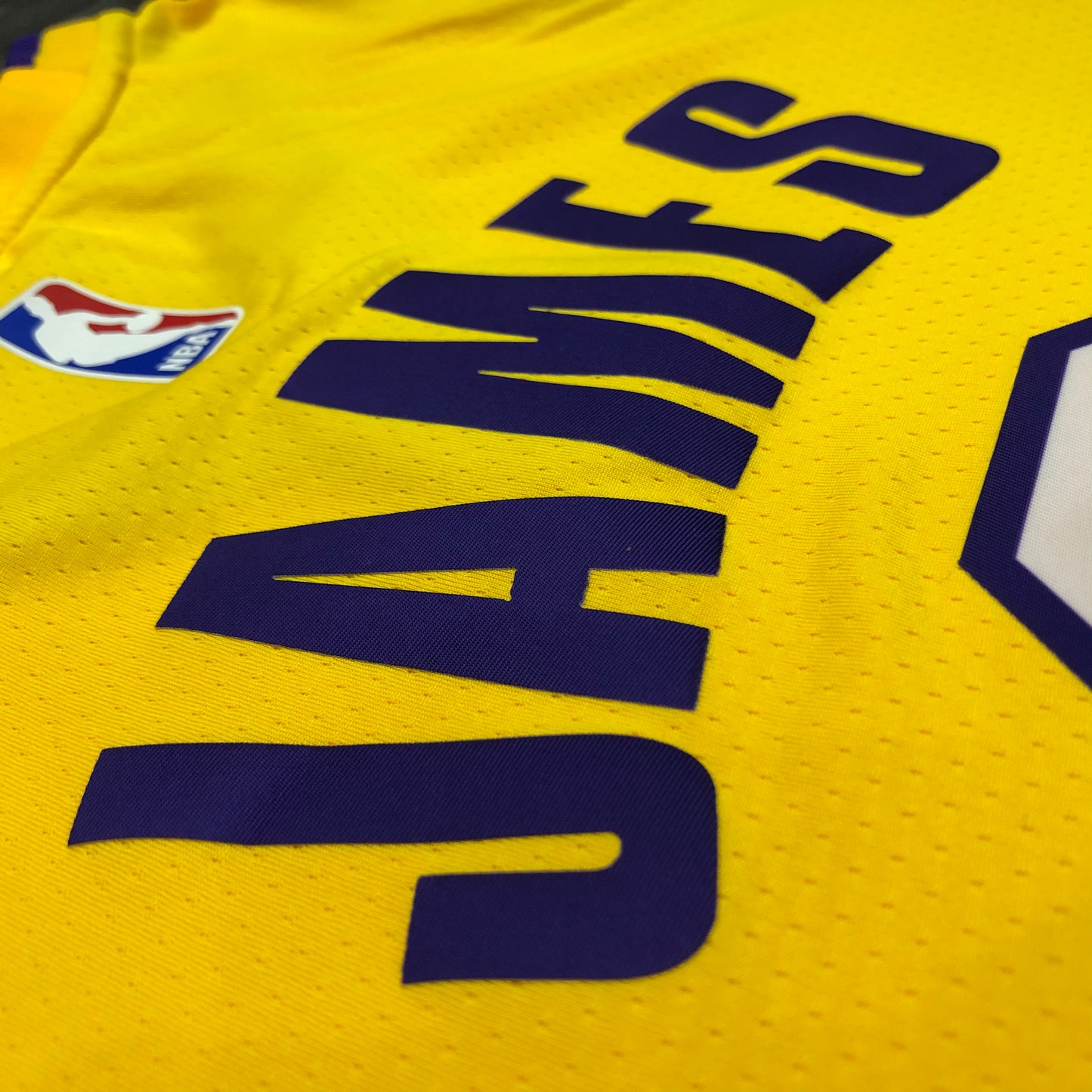 LeBron James - Los Angeles Lakers Jersey