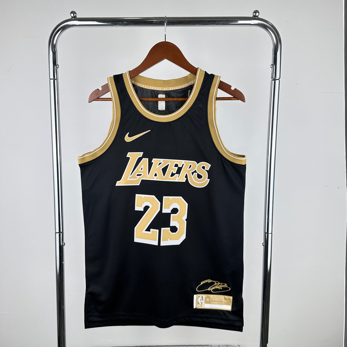 LeBron James - Los Angeles Lakers Jersey