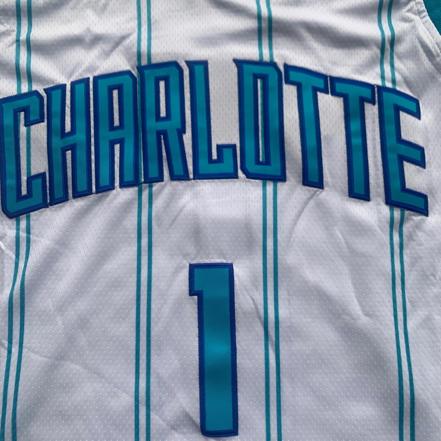 LaMelo Ball - Charlotte Hornets Jersey