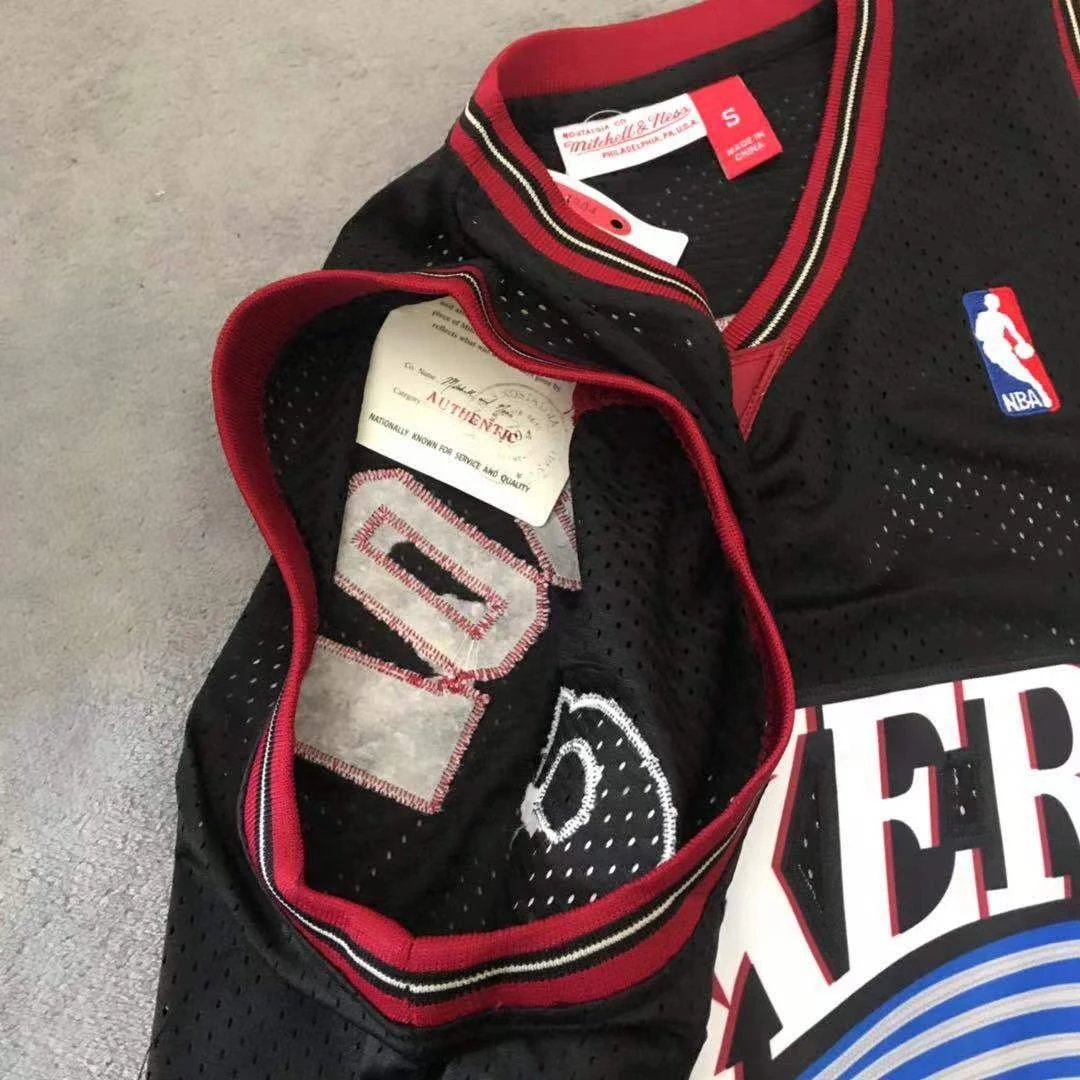 Allen Iverson - Philadelphia 76ers NBA Jersey