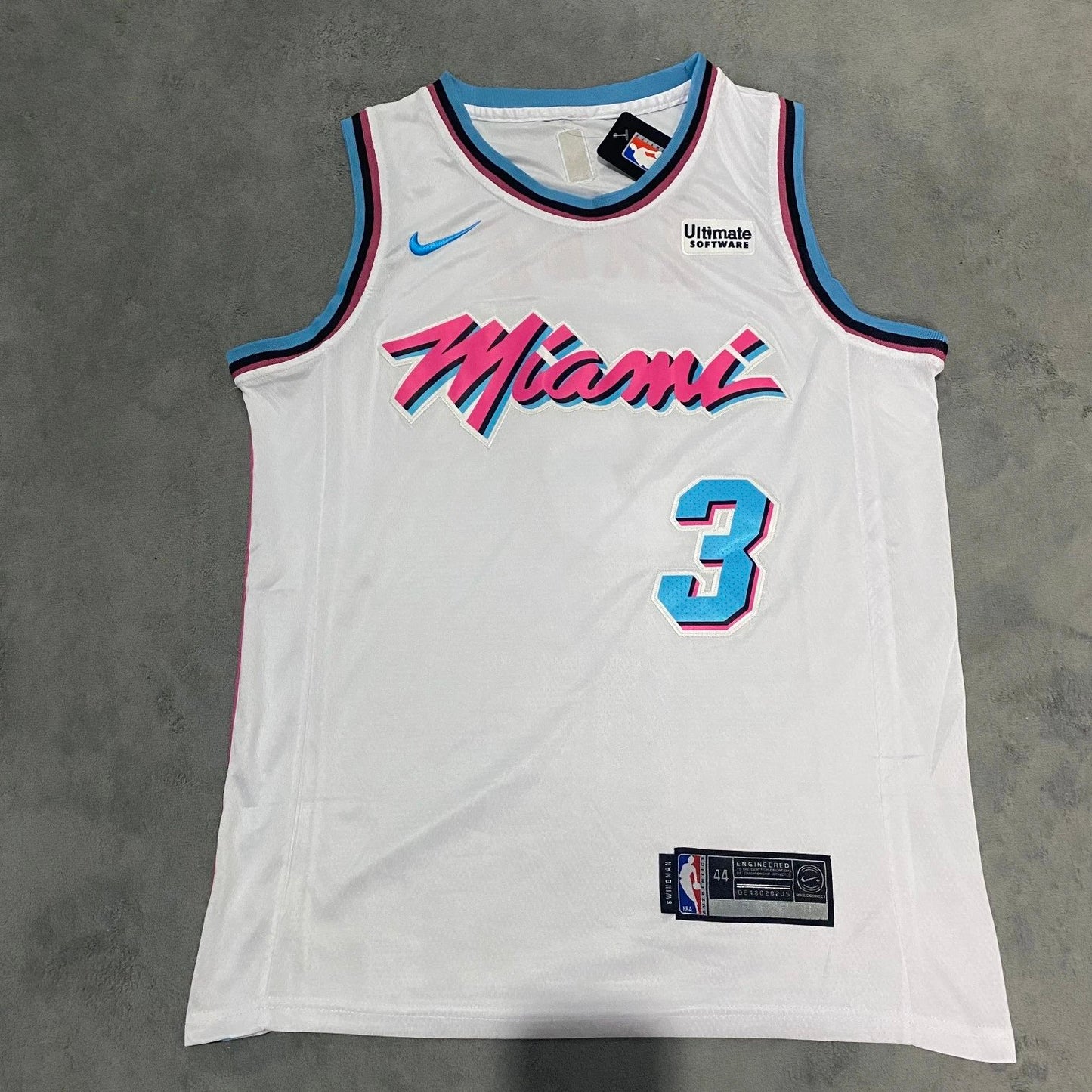 Dwyane Wade - Miami Heat Jersey