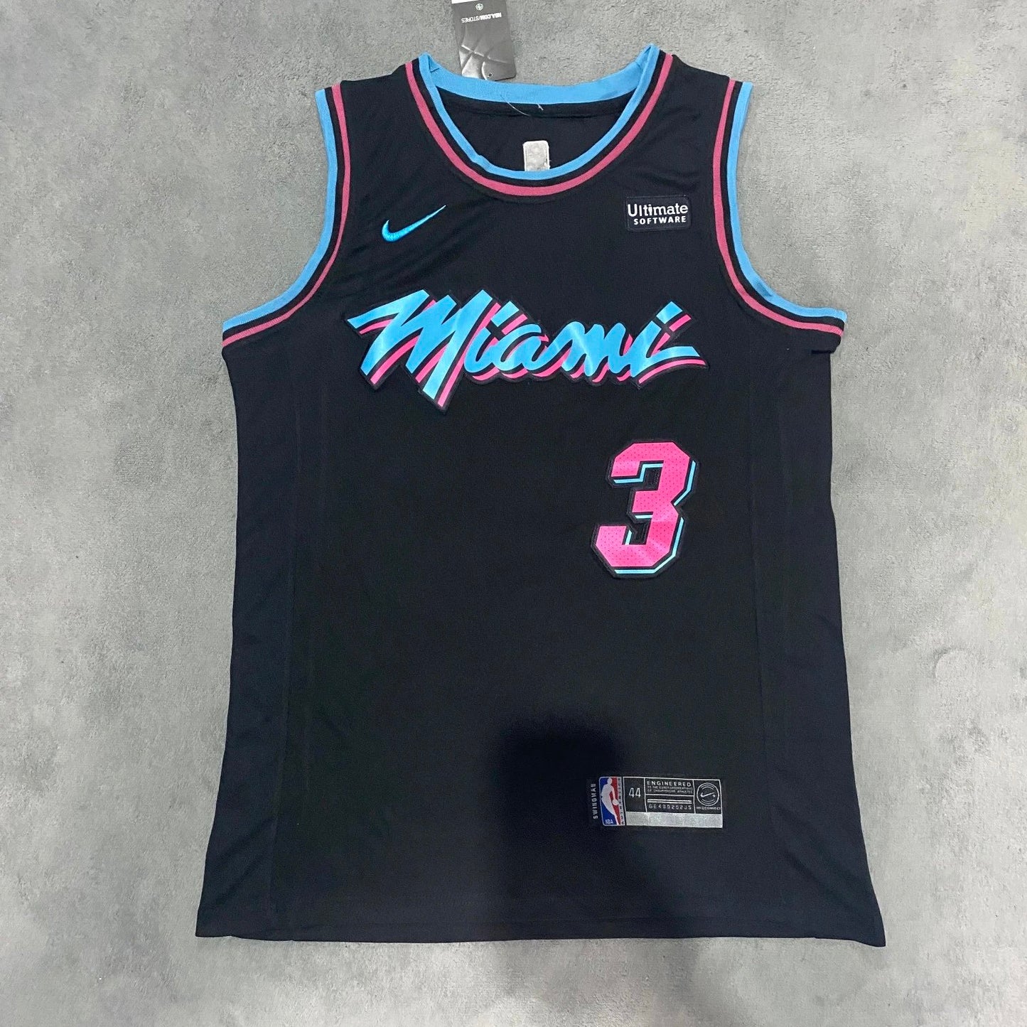 Dwyane Wade - Miami Heat Jersey